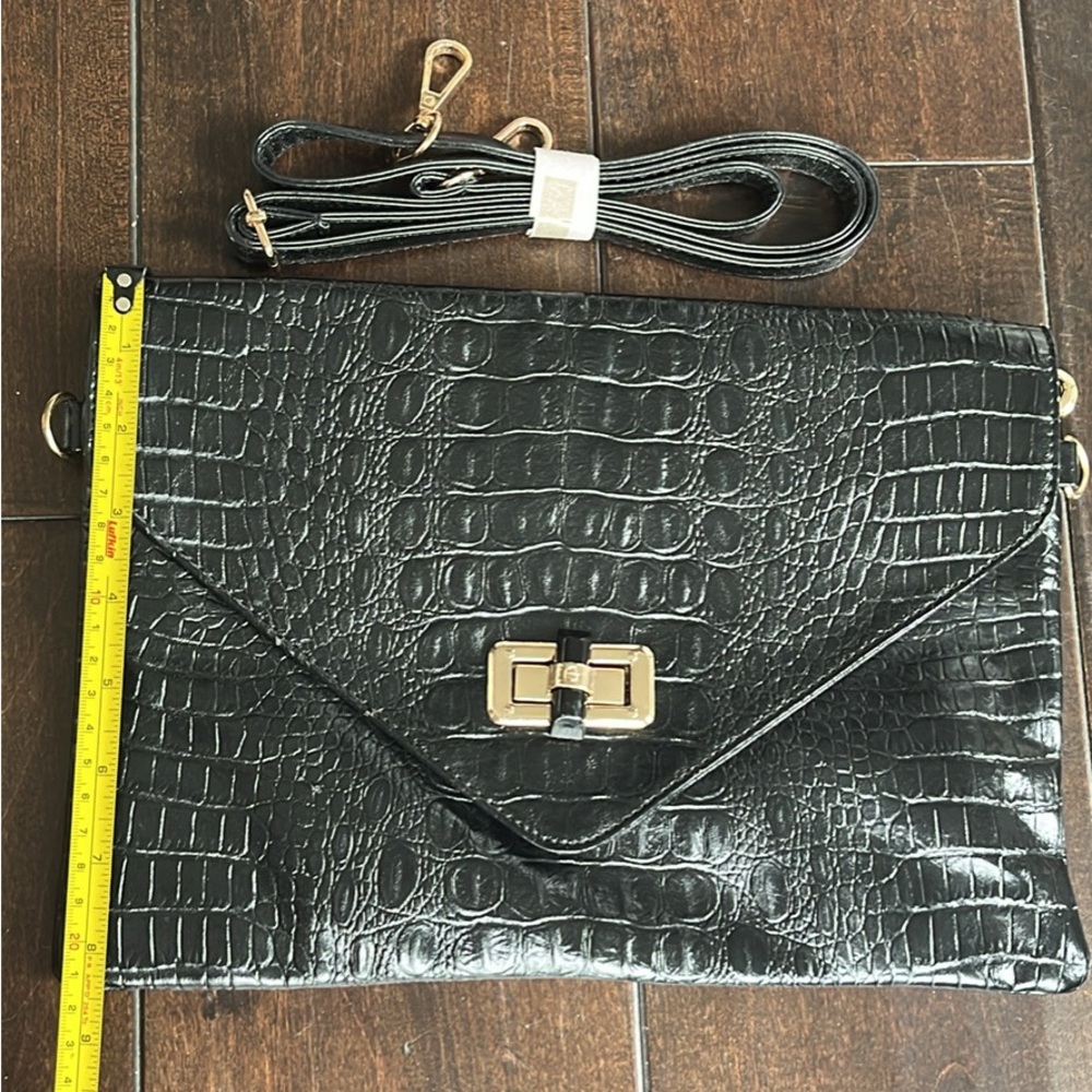 Elegant Black Crocodile-Embossed Clutch